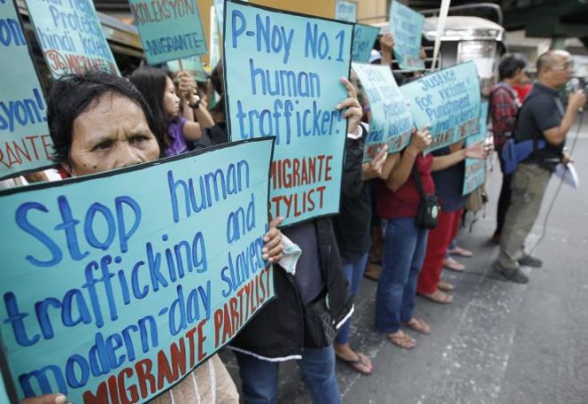 &Pi;ά&nu;&omega; &alpha;&pi;ό 27 &epsilon;&kappa;. &tau;&alpha; &theta;ύ&mu;&alpha;&tau;&alpha; &epsilon;&mu;&pi;&omicron;&rho;ί&alpha;&sigmaf; &alpha;&nu;&theta;&rho;ώ&pi;&omega;&nu; &kappa;ά&theta;&epsilon; &chi;&rho;ό&nu;&omicron;