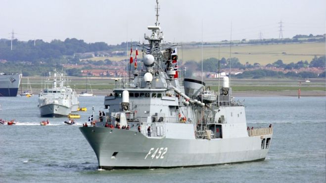 &Epsilon;&lambda;&lambda;&eta;&nu;&iota;&kappa;ή &kappa;&upsilon;&beta;έ&rho;&nu;&eta;&sigma;&eta;: &Chi;&omega;&mu;έ&nu;&eta; &mu;έ&chi;&rho;&iota; &tau;&alpha; &mu;&pi;&omicron;ύ&nu;&iota;&alpha; &sigma;&tau;&omicron;&nu; &pi;ό&lambda;&epsilon;&mu;&omicron;