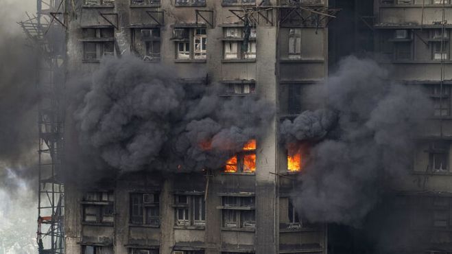 &Chi;&omicron;&nu;&gamma;&kappa; &Kappa;&omicron;&nu;&gamma;&kappa;: &Tau;&omicron;&upsilon;&lambda;ά&chi;&iota;&sigma;&tau;&omicron;&nu; 128 &omicron;&iota; &nu;&epsilon;&kappa;&rho;&omicron;ί &alpha;&pi;ό &tau;&eta;&nu; &pi;&upsilon;&rho;&kappa;&alpha;&gamma;&iota;ά &sigma;&tau;&omicron; &sigma;&upsilon;&gamma;&kappa;&rho;ό&tau;&eta;&mu;&alpha; &kappa;&alpha;&tau;&omicron;&iota;&kappa;&iota;ώ&nu;