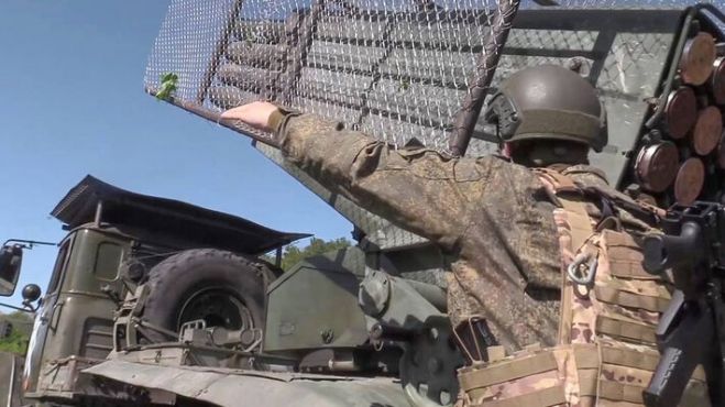 &Eta; &Rho;&omega;&sigma;ί&alpha; &pi;&rho;&omicron;&tau;&epsilon;ί&nu;&epsilon;&iota; &nu;&alpha; &gamma;ί&nu;&epsilon;&iota; &mu;&epsilon;&tau;&alpha;&beta;&alpha;&tau;&iota;&kappa;ή &kappa;&upsilon;&beta;έ&rho;&nu;&eta;&sigma;&eta; &sigma;&tau;&eta;&nu; &Omicron;&upsilon;&kappa;&rho;&alpha;&nu;ί&alpha;...