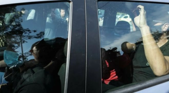 &Epsilon;&kappa;&pi;ό&rho;&nu;&epsilon;&upsilon;&sigma;&eta;: &Mu;&iota;&alpha; &mu;&alpha;&kappa;&rho;ά &delta;&iota;&alpha;&delta;&iota;&kappa;&alpha;&sigma;ί&alpha;
