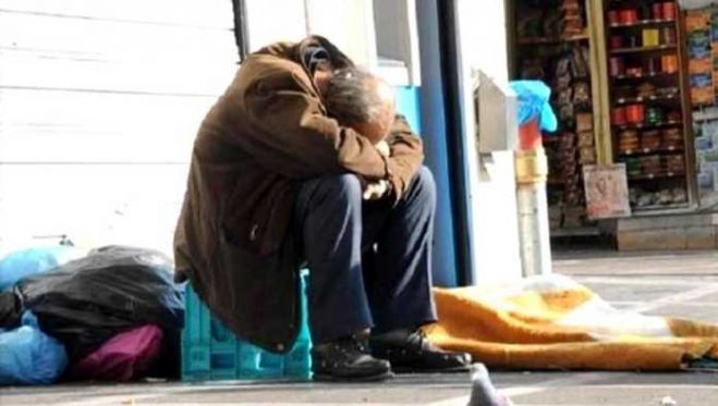 &Rho;&epsilon; &theta;&epsilon;&omicron;&mu;&pi;&alpha;ί&chi;&tau;&epsilon;&sigmaf;, &rho;&epsilon; &alpha;&iota;&mu;&alpha;&tau;&omicron;&rho;&omicron;&upsilon;&phi;ή&kappa;&tau;&rho;&epsilon;&sigmaf; &tau;&omicron;&upsilon; &lambda;&alpha;&omicron;ύ, έ&tau;&sigma;&iota; &beta;&gamma;ή&kappa;&epsilon; &eta; &Epsilon;&lambda;&lambda;ά&delta;&alpha; &alpha;&pi;ό &tau;&alpha; &mu;&nu;&eta;&mu;ό&nu;&iota;&alpha;;