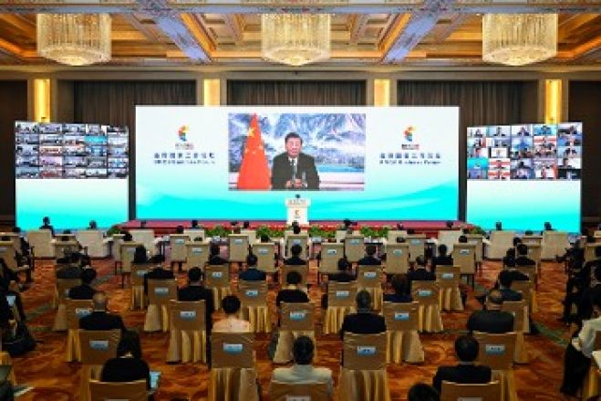 14&eta; &Sigma;ύ&nu;&omicron;&delta;&omicron;&sigmaf; BRICS: &Sigma;&tau;&omicron; &epsilon;&pi;ί&kappa;&epsilon;&nu;&tau;&rho;&omicron; &Kappa;ί&nu;&alpha;&sigmaf; &kappa;&alpha;&iota; &Rho;&omega;&sigma;ί&alpha;&sigmaf; &eta; &alpha;&mu;&phi;&iota;&sigma;&beta;ή&tau;&eta;&sigma;&eta; &tau;&eta;&sigmaf; &laquo;&theta;έ&sigma;&eta;&sigmaf; &delta;ύ&nu;&alpha;&mu;&eta;&sigmaf;&raquo; &tau;&omega;&nu; &Eta;&Pi;&Alpha;