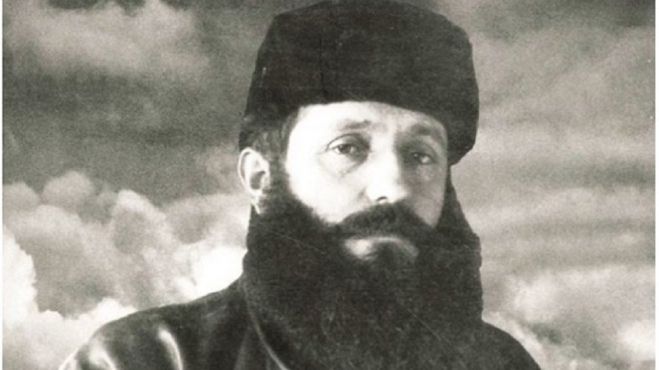 &Omicron; &Theta;&alpha;&nu;ά&sigma;&eta;&sigmaf; &Kappa;&lambda;ά&rho;&alpha;&sigmaf; &gamma;ί&nu;&epsilon;&tau;&alpha;&iota; &Alpha;&rho;&eta;&sigmaf; &Beta;&epsilon;&lambda;&omicron;&upsilon;&chi;&iota;ώ&tau;&eta;&sigmaf; - &Omicron; &Omicron;&rho;&kappa;&omicron;&sigmaf; &tau;&omicron;&upsilon; &Epsilon;&Lambda;&Alpha;&Sigma;