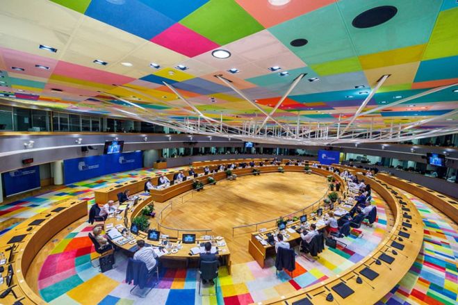 &Upsilon;&pi;&omicron;&upsilon;&rho;&gamma;&omicron;ί &Epsilon;&nu;έ&rho;&gamma;&epsilon;&iota;&alpha;&sigmaf; &Epsilon;&Epsilon;: &Beta;&gamma;&alpha;ί&nu;&omicron;&upsilon;&nu; &laquo;&mu;&alpha;&chi;&alpha;ί&rho;&iota;&alpha;&raquo; &gamma;&iota;&alpha; &tau;&omicron; &pi;&lambda;&alpha;&phi;ό&nu; &sigma;&tau;&omicron; &phi;&upsilon;&sigma;&iota;&kappa;ό &alpha;έ&rho;&iota;&omicron;