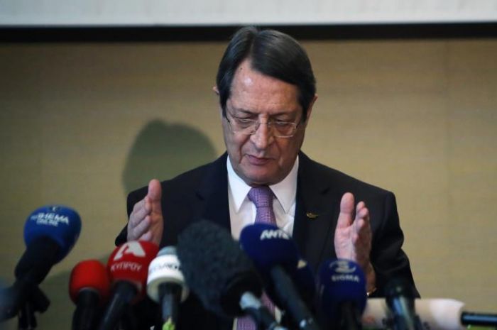 &Eta; &pi;&omicron;&lambda;&iota;&tau;&iota;&kappa;ή &tau;&eta;&sigmaf; Ά&gamma;&kappa;&upsilon;&rho;&alpha;&sigmaf; &omicron;&delta;ή&gamma;&eta;&sigma;&epsilon; &sigma;&tau;&omicron; &sigma;&eta;&mu;&epsilon;&rho;&iota;&nu;ό &alpha;&delta;&iota;έ&xi;&omicron;&delta;&omicron;