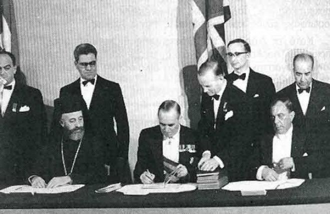 &Gamma;&iota;&alpha;&tau;ί &lambda;&alpha;&omicron;ί &kappa;&alpha;&iota; &chi;ώ&rho;&epsilon;&sigmaf; &xi;&alpha;&nu;&alpha;&gamma;&rho;ά&phi;&omicron;&upsilon;&nu;  &tau;&eta;&nu; &iota;&sigma;&tau;&omicron;&rho;ί&alpha; &kappa;&alpha;&iota; &pi;&omicron;&rho;&epsilon;ί&alpha; &tau;&omicron;&upsilon;&sigmaf;