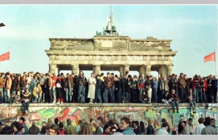Για το τείχος του Βερολίνου