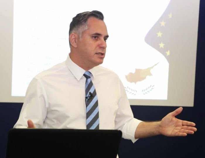 &Omicron;&iota; &lambda;&alpha;&nu;&theta;&alpha;&sigma;&mu;έ&nu;&omicron;&iota; &chi;&epsilon;&iota;&rho;&iota;&sigma;&mu;&omicron;ί &tau;&omicron;&upsilon; &pi;&rho;&omicron;έ&delta;&rho;&omicron;&upsilon; &Alpha;&nu;&alpha;&sigma;&tau;&alpha;&sigma;&iota;ά&delta;&eta; &epsilon;&pi;έ&tau;&rho;&epsilon;&psi;&alpha;&nu; &sigma;&tau;&eta;&nu; &Tau;&omicron;&upsilon;&rho;&kappa;ί&alpha; &nu;&alpha; &kappa;&epsilon;&rho;&delta;ί&sigma;&epsilon;&iota; &pi;&omicron;&lambda;&lambda;ά