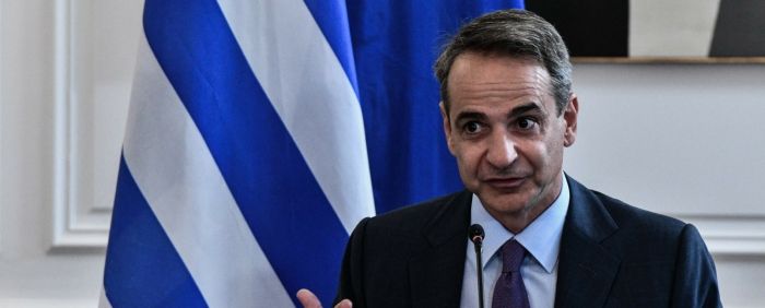 Politico &gamma;&iota;&alpha; &tau;&iota;&sigmaf; &pi;&alpha;&rho;&alpha;&kappa;&omicron;&lambda;&omicron;&upsilon;&theta;ή&sigma;&epsilon;&iota;&sigmaf;: &laquo;&Alpha;&upsilon;&xi;ά&nu;&epsilon;&tau;&alpha;&iota; &eta; &pi;ί&epsilon;&sigma;&eta; &sigma;&tau;&omicron;&nu; &Mu;&eta;&tau;&sigma;&omicron;&tau;ά&kappa;&eta; - &Tau;&alpha; &sigma;&eta;&mu;&alpha;&nu;&tau;&iota;&kappa;ά &epsilon;&rho;&omega;&tau;ή&mu;&alpha;&tau;&alpha; &pi;&omicron;&upsilon; έ&mu;&epsilon;&iota;&nu;&alpha;&nu; &alpha;&nu;&alpha;&pi;ά&nu;&tau;&eta;&tau;&alpha;&raquo;