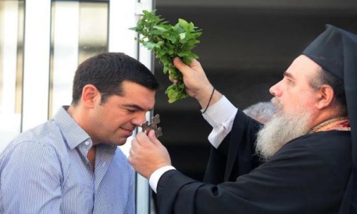 &Kappa;&iota; &epsilon;&gamma;έ&nu;&epsilon;&tau;&omicron; &tau;&omicron; &laquo;&kappa;&rho;έ&alpha;&sigmaf; - &psi;ά&rho;&iota;&raquo;!