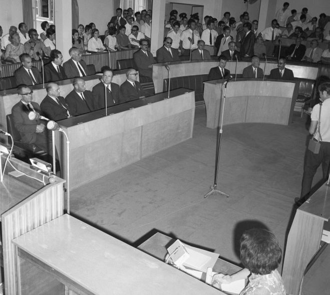 &Alpha;&pi;&omicron;&chi;&alpha;&iota;&rho;&epsilon;&tau;ώ&nu;&tau;&alpha;&sigmaf; &tau;&omicron;&nu; &Chi;&rho;ί&sigma;&tau;&omicron; &Kappa;&omicron;&upsilon;&rho;&tau;&epsilon;&lambda;&lambda;ά&rho;&eta;...