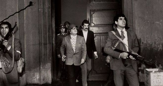 &Alpha;&lambda;&iota;έ&nu;&tau;&epsilon;: &laquo;&Alpha;&upsilon;&tau;ά &epsilon;ί&nu;&alpha;&iota; &tau;&alpha; &tau;&epsilon;&lambda;&epsilon;&upsilon;&tau;&alpha;ί&alpha; &lambda;ό&gamma;&iota;&alpha; &mu;&omicron;&upsilon;&raquo;