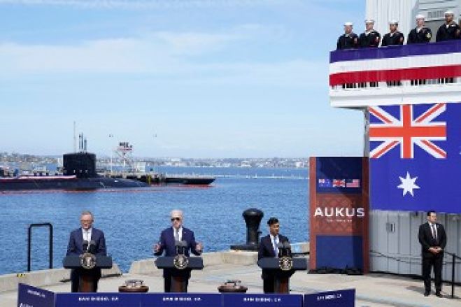 &Gamma;&iota;&alpha; &tau;&eta;&nu; &laquo;&iota;&sigma;&chi;&upsilon;&rho;ό&tau;&epsilon;&rho;&eta; &delta;&upsilon;&nu;&alpha;&tau;ή &theta;έ&sigma;&eta;&raquo; &tau;&omega;&nu; &Eta;&Pi;&Alpha; &kappa;&alpha;&iota; &tau;&omega;&nu; &sigma;&upsilon;&mu;&mu;ά&chi;&omega;&nu; &tau;&omicron;&upsilon;&sigmaf; &alpha;&pi;έ&nu;&alpha;&nu;&tau;&iota; &sigma;&tau;&eta;&nu; &Kappa;ί&nu;&alpha;