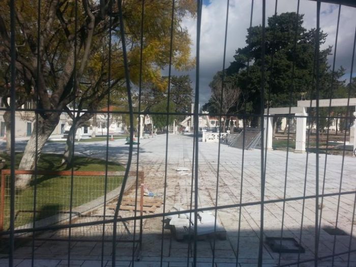 &Epsilon;&mu;&pi;&epsilon;&iota;&rho;ί&alpha; &zeta;&omega;ή&sigmaf; &omicron;&iota; &epsilon;&kappa;&delta;&eta;&lambda;ώ&sigma;&epsilon;&iota;&sigmaf; &tau;&omicron;&upsilon; &Pi;ά&phi;&omicron;&sigmaf; 2017