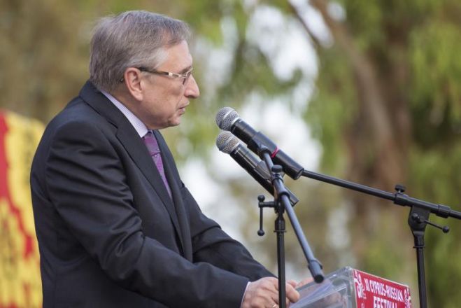 &Pi;&rho;ό&theta;&upsilon;&mu;&eta; &gamma;&iota;&alpha; &sigma;&upsilon;&mu;&mu;&epsilon;&tau;&omicron;&chi;ή &sigma;&epsilon; &Delta;&iota;&epsilon;&theta;&nu;ή &Delta;&iota;ά&sigma;&kappa;&epsilon;&psi;&eta; &gamma;&iota;&alpha; &Kappa;&upsilon;&pi;&rho;&iota;&alpha;&kappa;ό &eta; &Rho;&omega;&sigma;ί&alpha;