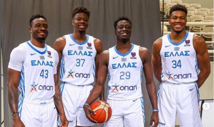 &Sigma;&upsilon;&nu;&epsilon;&chi;ί&sigma;&tau;&epsilon;, &lambda;&epsilon;&beta;έ&nu;&tau;&epsilon;&sigmaf; &mu;&omicron;&upsilon;, &nu;&alpha; &sigma;&pi;έ&rho;&nu;&epsilon;&tau;&epsilon; &epsilon;&phi;&iota;ά&lambda;&tau;&epsilon;&sigmaf; &sigma;&tau;&alpha; &phi;&alpha;&sigma;&iota;&sigma;&tau;ό&mu;&omicron;&upsilon;&tau;&rho;&alpha;