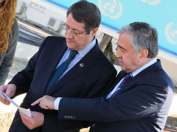 Δεν θα υπάρξει λύση...