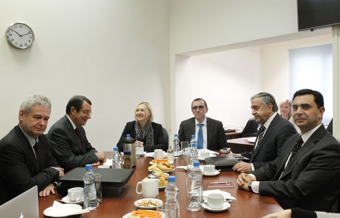 &Epsilon;&nu;&tau;&alpha;&tau;&iota;&kappa;&omicron;&pi;&omicron;&iota;&epsilon;ί&tau;&alpha;&iota; &eta; &pi;&rho;&omicron;&epsilon;&tau;&omicron;&iota;&mu;&alpha;&sigma;ί&alpha; &tau;&eta;&sigmaf; &epsilon;&lambda;&lambda;&eta;&nu;&omicron;&kappa;&upsilon;&pi;&rho;&iota;&alpha;&kappa;ή&sigmaf; &pi;&lambda;&epsilon;&upsilon;&rho;ά&sigmaf; &gamma;&iota;&alpha; &tau;&eta; &delta;&iota;ά&sigma;&kappa;&epsilon;&psi;&eta; &tau;&eta;&sigmaf; &Gamma;&epsilon;&nu;&epsilon;ύ&eta;&sigmaf;