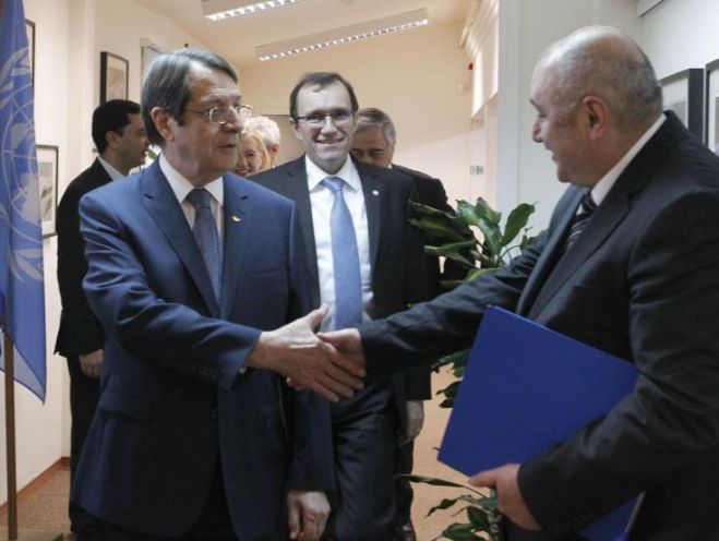 &Kappa;&upsilon;&pi;&rho;&iota;&alpha;&kappa;ό: &Mu;&iota;&kappa;&rho;ή &pi;&rho;ό&omicron;&delta;&omicron;&sigmaf; &sigma;&tau;&omicron; &kappa;&epsilon;&phi;ά&lambda;&alpha;&iota;&omicron; &tau;&eta;&sigmaf; &Delta;&iota;&alpha;&kappa;&upsilon;&beta;έ&rho;&nu;&eta;&sigma;&eta;&sigmaf;