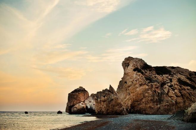 &Pi;&omicron;ί&eta;&sigma;&eta; &kappa;&alpha;&iota; έ&kappa;&theta;&epsilon;&sigma;&eta; &phi;&omega;&tau;&omicron;&gamma;&rho;&alpha;&phi;ί&alpha;&sigmaf; &laquo;&Pi;έ&tau;&rho;&alpha; &kappa;&alpha;&iota; &Theta;ά&lambda;&alpha;&sigma;&sigma;&alpha;&raquo;