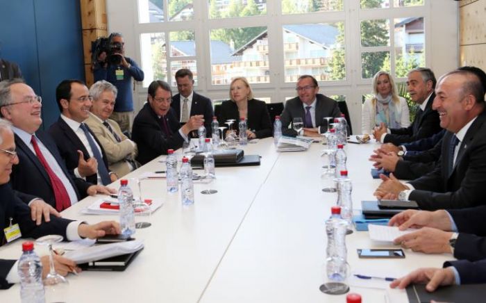 &Epsilon;&sigmaf; &alpha;ύ&rho;&iota;&omicron; &tau;&alpha; &sigma;&pi;&omicron;&upsilon;&delta;&alpha;ί&alpha;...