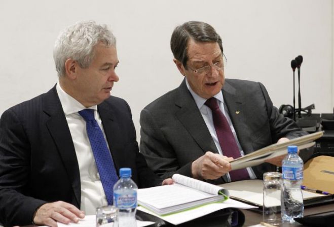 &Pi;&rho;&iota;&nu; &tau;&omicron; &tau;έ&lambda;&omicron;&sigmaf; &tau;&omicron;&upsilon; &chi;&rho;ό&nu;&omicron;&upsilon; &alpha;&nu;&alpha;&mu;έ&nu;&epsilon;&tau;&alpha;&iota; &sigma;&tau;&eta;&nu; &Kappa;ύ&pi;&rho;&omicron; &omicron; &Phi;έ&lambda;&tau;&mu;&alpha;&nu;