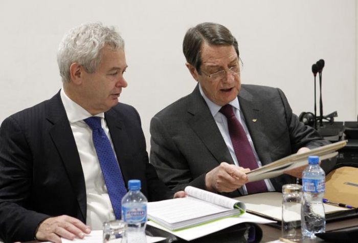 &Pi;&rho;&iota;&nu; &tau;&omicron; &tau;έ&lambda;&omicron;&sigmaf; &tau;&omicron;&upsilon; &chi;&rho;ό&nu;&omicron;&upsilon; &alpha;&nu;&alpha;&mu;έ&nu;&epsilon;&tau;&alpha;&iota; &sigma;&tau;&eta;&nu; &Kappa;ύ&pi;&rho;&omicron; &omicron; &Phi;έ&lambda;&tau;&mu;&alpha;&nu;