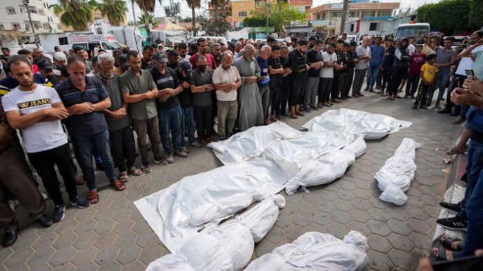 &Gamma;ά&zeta;&alpha;: &Sigma;&chi;&epsilon;&delta;ό&nu; 35.000 &omicron;&iota; &nu;&epsilon;&kappa;&rho;&omicron;ί &Pi;&alpha;&lambda;&alpha;&iota;&sigma;&tau;ί&nu;&iota;&omicron;&iota; &alpha;&pi;ό &tau;&omicron; &kappa;&rho;ά&tau;&omicron;&upsilon;&sigmaf; - &delta;&omicron;&lambda;&omicron;&phi;ό&nu;&omicron; &tau;&omicron;&upsilon; &Iota;&sigma;&rho;&alpha;ή&lambda;