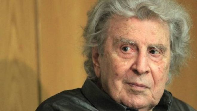 &Mu;ί&kappa;&eta;&sigmaf; &Theta;&epsilon;&omicron;&delta;&omega;&rho;ά&kappa;&eta;&sigmaf;: &laquo;&hellip;&kappa;ά&tau;&omega; &alpha;&pi;ό &tau;&eta;&nu; &Kappa;ό&kappa;&kappa;&iota;&nu;&eta; &Sigma;&eta;&mu;&alpha;ί&alpha;&raquo;