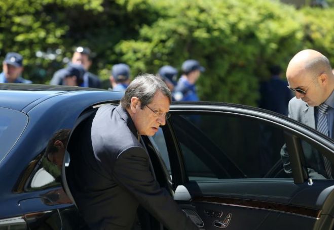 Έ&tau;&omicron;&iota;&mu;&omicron;&sigmaf; &nu;&alpha; &epsilon;&pi;&iota;&sigma;&tau;&rho;έ&psi;&epsilon;&iota; &sigma;&tau;&iota;&sigmaf; &sigma;&upsilon;&nu;&omicron;&mu;&iota;&lambda;ί&epsilon;&sigmaf;, &epsilon;ά&nu; &iota;&sigma;&chi;ύ&omicron;&upsilon;&nu; ό&sigma;&alpha; &alpha;&nu;&alpha;&phi;έ&rho;&epsilon;&iota; &omicron; Έ&iota;&nu;&tau;&epsilon;...