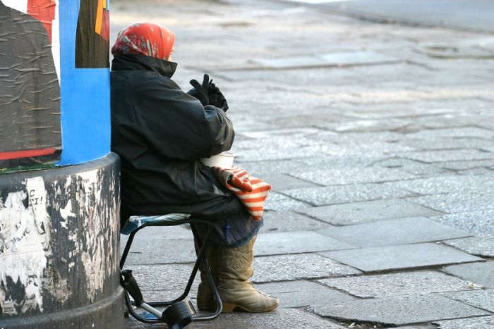 &Epsilon;&Epsilon;: &Mu;&pi;&rho;&omicron;&sigma;&tau;ά &sigma;&tau;&eta;&nu; &phi;&tau;ώ&chi;&epsilon;&iota;&alpha; ή &tau;&omicron;&nu; &kappa;&omicron;&iota;&nu;&omega;&nu;&iota;&kappa;ό &alpha;&pi;&omicron;&kappa;&lambda;&epsilon;&iota;&sigma;&mu;&omicron;ύ &beta;&rho;ί&sigma;&kappa;&omicron;&nu;&tau;&alpha;&iota; 94,6 &epsilon;&kappa;. (21,4%) ά&nu;&theta;&rho;&omega;&pi;&omicron;&iota;