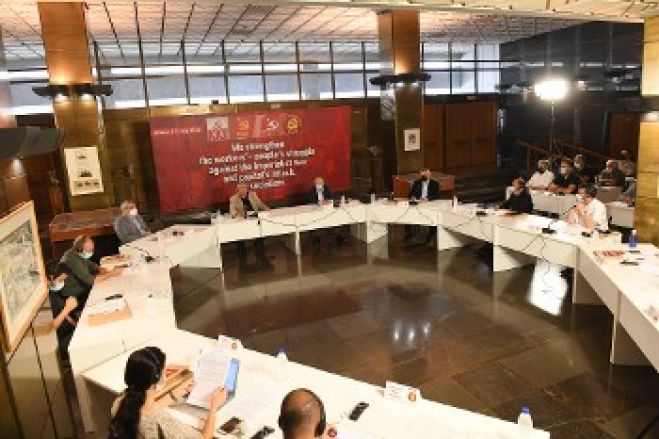 &Kappa;&omicron;&iota;&nu;ή &Delta;ή&lambda;&omega;&sigma;&eta; &tau;&omega;&nu; &Gamma;&epsilon;&nu;&iota;&kappa;ώ&nu; &Gamma;&rho;&alpha;&mu;&mu;&alpha;&tau;έ&omega;&nu; &tau;&omega;&nu; &Kappa;&omicron;&mu;&mu;&omicron;&upsilon;&nu;&iota;&sigma;&tau;&iota;&kappa;ώ&nu; &Kappa;&omicron;&mu;&mu;ά&tau;&omega;&nu; &Epsilon;&lambda;&lambda;ά&delta;&alpha;&sigmaf;, &Iota;&sigma;&pi;&alpha;&nu;ί&alpha;&sigmaf;, &Mu;&epsilon;&xi;&iota;&kappa;&omicron;ύ &kappa;&alpha;&iota; &Tau;&omicron;&upsilon;&rho;&kappa;ί&alpha;&sigmaf;