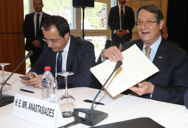 &Omicron; &pi;&rho;ό&epsilon;&delta;&rho;&omicron;&sigmaf; &epsilon;&nu;&eta;&mu;&epsilon;&rho;ώ&nu;&epsilon;&iota; &Epsilon;&theta;&nu;&iota;&kappa;ό &Sigma;&upsilon;&mu;&beta;&omicron;ύ&lambda;&iota;&omicron; &kappa;&alpha;&iota; &lambda;&alpha;ό