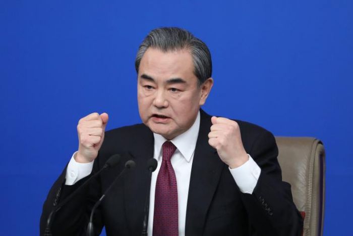 &Tau;&omicron; &Pi;&epsilon;&kappa;ί&nu;&omicron; &kappa;ά&lambda;&epsilon;&sigma;&epsilon; &tau;&eta; &Rho;&omega;&sigma;ί&alpha; &nu;&alpha; &sigma;&upsilon;&nu;&epsilon;&rho;&gamma;&alpha;&sigma;&tau;&omicron;ύ&nu;