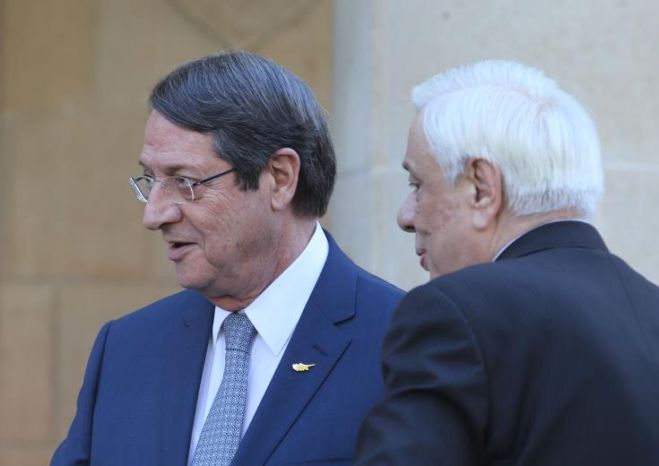 &Alpha;&rho;&rho;&alpha;&gamma;ή&sigmaf; &eta; &epsilon;&nu;ό&tau;&eta;&tau;&alpha; &Kappa;ύ&pi;&rho;&omicron;&upsilon; - &Epsilon;&lambda;&lambda;ά&delta;&alpha;&sigmaf;, &delta;&eta;&lambda;ώ&nu;&epsilon;&iota; &omicron; &Pi;&alpha;&upsilon;&lambda;ό&pi;&omicron;&upsilon;&lambda;&omicron;&sigmaf;