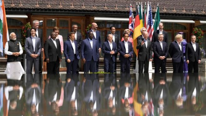 &Sigma;&Upsilon;&Nu;&Omicron;&Delta;&Omicron;&Sigma; G7: &Gamma;&iota;&alpha; &laquo;ό&sigma;&omicron; &chi;&rho;&epsilon;&iota;&alpha;&sigma;&tau;&epsilon;ί&raquo; &eta; &epsilon;&mu;&pi;&lambda;&omicron;&kappa;ή &tau;&omicron;&upsilon;&sigmaf; &sigma;&tau;&eta;&nu; &sigma;ύ&gamma;&kappa;&rho;&omicron;&upsilon;&sigma;&eta; &tau;&eta;&sigmaf; &Omicron;&upsilon;&kappa;&rho;&alpha;&nu;ί&alpha;&sigmaf;