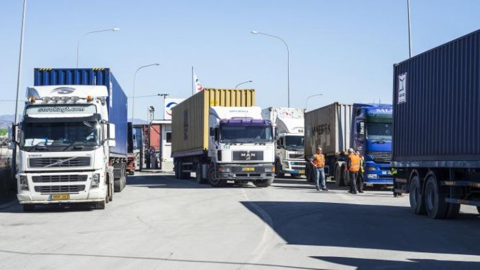 &Alpha;&pi;&omicron;&zeta;&eta;&mu;&iota;ώ&sigma;&epsilon;&iota;&sigmaf; &zeta;&eta;&tau;&omicron;ύ&nu; &alpha;&pi;ό &tau;&eta;&nu; &epsilon;&tau;&alpha;&iota;&rho;&epsilon;ί&alpha; &omicron;&iota; &mu;&epsilon;&tau;&alpha;&phi;&omicron;&rho;&epsilon;ί&sigmaf;