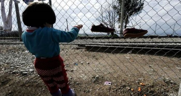 SOS &gamma;&iota;&alpha; &tau;&eta;&nu; &kappa;&alpha;&tau;ά&sigma;&tau;&alpha;&sigma;&eta; &tau;&omega;&nu; &pi;&rho;&omicron;&sigma;&phi;ύ&gamma;&omega;&nu; &sigma;&tau;&alpha; &epsilon;&lambda;&lambda;&eta;&nu;&iota;&kappa;ά &nu;&eta;&sigma;&iota;ά