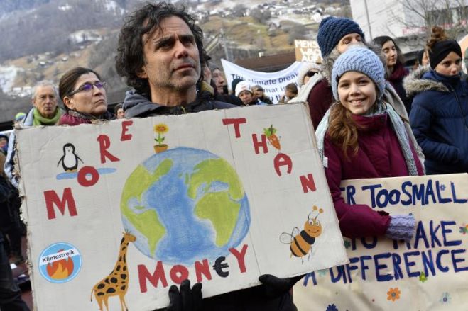 &Kappa;&alpha;&tau;&alpha;&gamma;&gamma;&epsilon;&lambda;ί&epsilon;&sigmaf; Greenpeace &gamma;&iota;&alpha; &Nu;&tau;&alpha;&beta;ό&sigmaf; - &kappa;ί&nu;&delta;&upsilon;&nu;&omicron;&iota; &mu;&iota;&alpha;&sigmaf; &nu;έ&alpha;&sigmaf; &pi;&alpha;&gamma;&kappa;ό&sigma;&mu;&iota;&alpha;&sigmaf; &omicron;&iota;&kappa;&omicron;&nu;&omicron;&mu;&iota;&kappa;ή&sigmaf; &kappa;&rho;ί&sigma;&eta;&sigmaf;