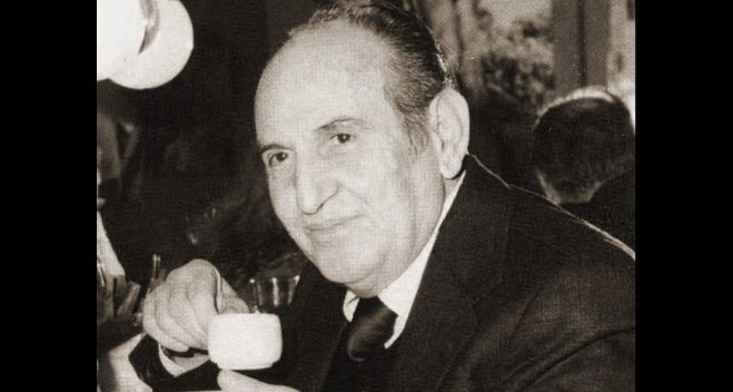 &Mu;&epsilon;&nu;έ&lambda;&alpha;&omicron;&sigmaf; &Lambda;&omicron;&upsilon;&nu;&tau;έ&mu;&eta;&sigmaf;: &laquo;&Eta; &Epsilon;&pi;&alpha;&nu;ά&sigma;&tau;&alpha;&sigma;&eta; &kappa;&omicron;ί&tau;&alpha;&xi;&epsilon; &tau;&omicron; &pi;&alpha;&iota;&delta;ί &tau;&eta;&sigmaf; &sigma;&tau;&alpha; &mu;ά&tau;&iota;&alpha;&raquo;