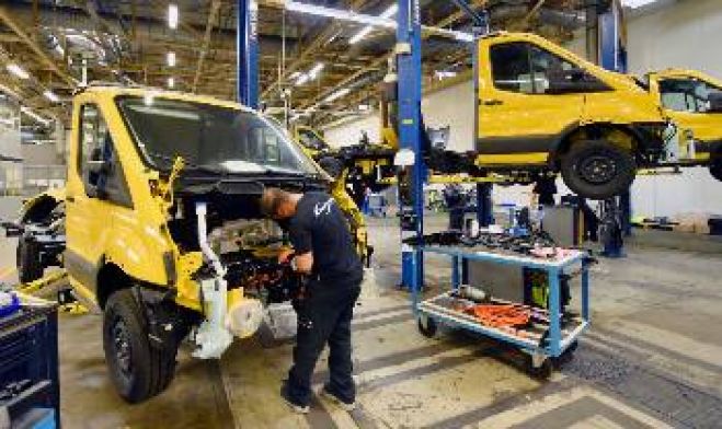 &Mu;&epsilon;&tau;ά&beta;&alpha;&sigma;&eta; &sigma;&epsilon; &laquo;&nu;έ&omicron; &mu;&omicron;&nu;&tau;έ&lambda;&omicron;&raquo; &kappa;&alpha;&pi;&iota;&tau;&alpha;&lambda;&iota;&sigma;&tau;&iota;&kappa;ή&sigmaf; &alpha;&nu;ά&pi;&tau;&upsilon;&xi;&eta;&sigmaf; &mu;&epsilon; &tau;&omicron;&upsilon;&sigmaf; &epsilon;&rho;&gamma;&alpha;&zeta;ό&mu;&epsilon;&nu;&omicron;&upsilon;&sigmaf; &nu;&alpha; &sigma;&eta;&kappa;ώ&nu;&omicron;&upsilon;&nu; &tau;&iota;&sigmaf; &epsilon;&pi;&iota;&pi;&tau;ώ&sigma;&epsilon;&iota;&sigmaf;