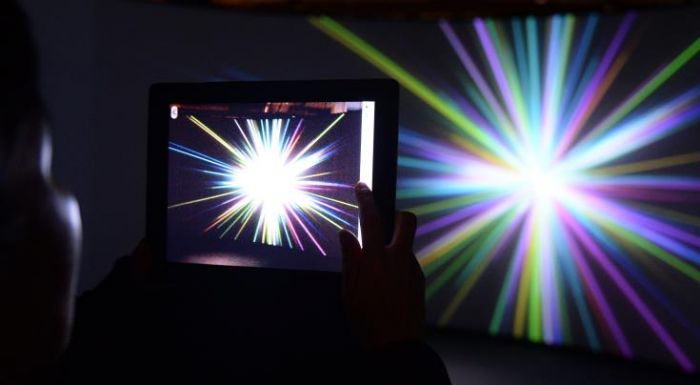 &ldquo;Έ&pi;&iota;&alpha;&sigma;&epsilon;&rdquo; &pi;&rho;ώ&tau;&omicron;&sigmaf; &tau;&eta;&nu; &kappa;ί&nu;&eta;&sigma;&eta;-&alpha;&sigma;&tau;&rho;&alpha;&pi;ή &tau;&omega;&nu; &epsilon;&xi;&omega;&tau;&iota;&kappa;ώ&nu; &epsilon;&xi;&iota;&tau;&omicron;&nu;ί&omega;&nu;