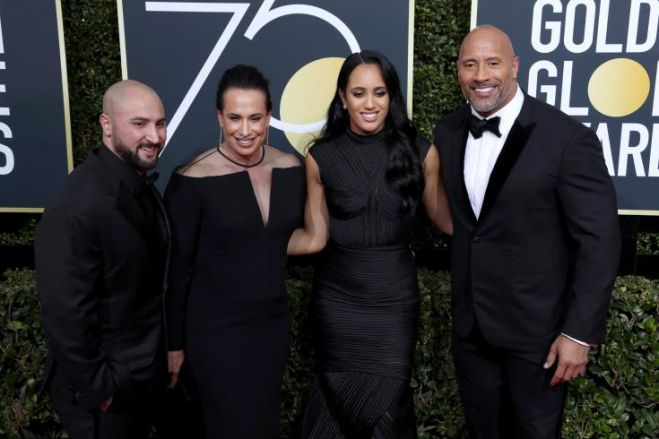 &Chi;&rho;&upsilon;&sigma;έ&sigmaf; &sigma;&phi;&alpha;ί&rho;&epsilon;&sigmaf; &sigma;&epsilon; &kappa;ό&kappa;&kappa;&iota;&nu;&omicron; &chi;&alpha;&lambda;ί &mu;&epsilon; &mu;&pi;ό&lambda;&iota;&kappa;&omicron; &mu;&alpha;ύ&rho;&omicron; &chi;&rho;ώ&mu;&alpha;