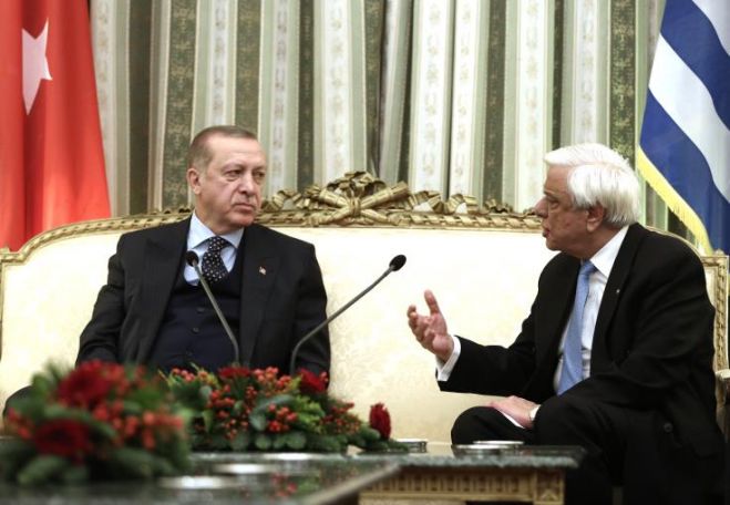 &Alpha;&upsilon;&tau;ά &pi;&omicron;&upsilon; &mu;&alpha;&sigmaf; &epsilon;&nu;ώ&nu;&omicron;&upsilon;&nu; &epsilon;ί&nu;&alpha;&iota; &pi;&epsilon;&rho;&iota;&sigma;&sigma;ό&tau;&epsilon;&rho;&alpha; &alpha;&pi;ό &alpha;&upsilon;&tau;ά &pi;&omicron;&upsilon; &mu;&alpha;&sigmaf; &chi;&omega;&rho;ί&zeta;&omicron;&upsilon;&nu;