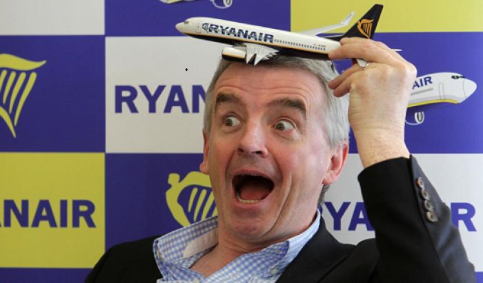 Ryanair: &Tau;&alpha; &mu;έ&tau;&rho;&alpha; &pi;&rho;&omicron;&sigma;&tau;&alpha;&sigma;ί&alpha;&sigmaf; &tau;&eta;&sigmaf; &delta;&eta;&mu;ό&sigma;&iota;&alpha;&sigmaf; &upsilon;&gamma;&epsilon;ί&alpha;&sigmaf; &mu;&alpha;&sigmaf; &epsilon;&mu;&pi;&omicron;&delta;ί&zeta;&omicron;&upsilon;&nu; &nu;&alpha; &beta;&gamma;ά&lambda;&omicron;&upsilon;&mu;&epsilon;&hellip; &lambda;&epsilon;&phi;&tau;ά!