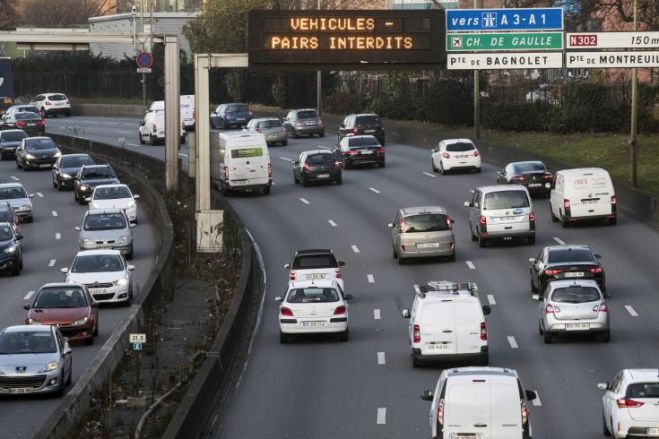 &Eta; &alpha;&tau;&mu;&omicron;&sigma;&phi;&alpha;&iota;&rho;&iota;&kappa;ή &rho;ύ&pi;&alpha;&nu;&sigma;&eta; &sigma;&kappa;&omicron;&tau;ώ&nu;&epsilon;&iota; &pi;ά&nu;&omega; &alpha;&pi;ό 500 &chi;&iota;&lambda;. &Epsilon;&upsilon;&rho;&omega;&pi;&alpha;ί&omicron;&upsilon;&sigmaf; &kappa;ά&theta;&epsilon; &chi;&rho;ό&nu;&omicron;!