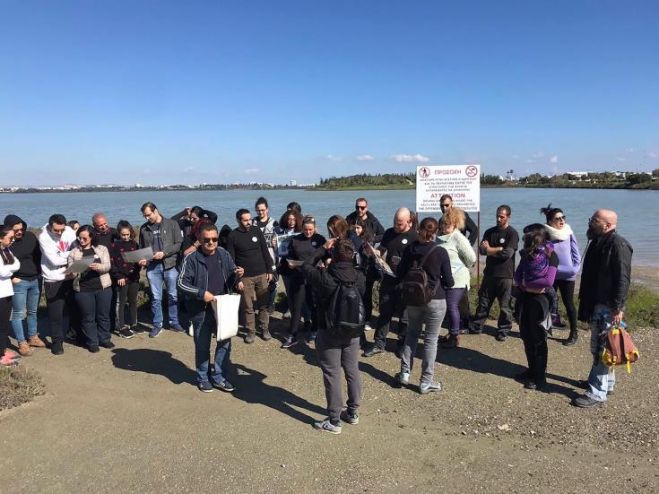 &Lambda;ά&rho;&nu;&alpha;&kappa;&alpha;: &Tau;ί&mu;&eta;&sigma;&epsilon; &tau;&eta;&nu; &Pi;&alpha;&gamma;&kappa;ό&sigma;&mu;&iota;&alpha; &Eta;&mu;έ&rho;&alpha; &Upsilon;&gamma;&rho;&omicron;&beta;&iota;ό&tau;&omicron;&pi;&omega;&nu; &mu;&epsilon; &kappa;&alpha;&theta;&alpha;&rho;&iota;&sigma;&mu;ό &tau;&eta;&sigmaf; &alpha;&lambda;&upsilon;&kappa;ή&sigmaf; &kappa;&alpha;&iota; &pi;&tau;&eta;&nu;&omicron;&pi;&alpha;&rho;&alpha;&tau;ή&rho;&eta;&sigma;&eta;