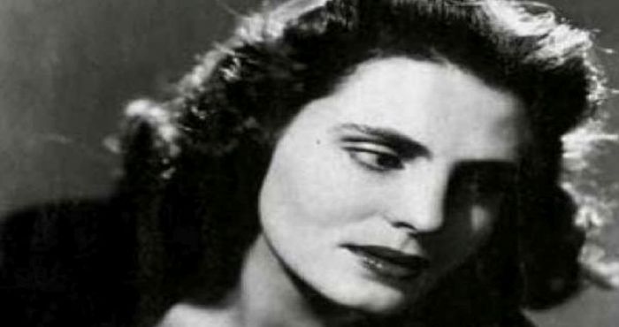 &Alpha;&mu;ά&lambda;&iota;&alpha; &Rho;&omicron;&nu;&tau;&rho;ί&gamma;&kappa;&epsilon;&zeta;: &Eta; &phi;&omega;&nu;ή &tau;&eta;&sigmaf; &Pi;&omicron;&rho;&tau;&omicron;&gamma;&alpha;&lambda;ί&alpha;&sigmaf;
