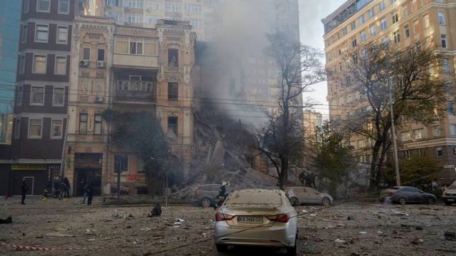 &Rho;&omega;&sigma;&iota;&kappa;έ&sigmaf; &epsilon;&pi;&iota;&theta;έ&sigma;&epsilon;&iota;&sigmaf; &mu;&epsilon; drones &sigma;&tau;&omicron; &Kappa;ί&epsilon;&beta;&omicron; &kappa;&alpha;&iota; &pi;&rho;&omicron;ώ&theta;&eta;&sigma;&eta; &omicron;&upsilon;&kappa;&rho;&alpha;&nu;&iota;&kappa;ώ&nu; &delta;&upsilon;&nu;ά&mu;&epsilon;&omega;&nu; &sigma;&tau;&alpha; &alpha;&nu;&alpha;&tau;&omicron;&lambda;&iota;&kappa;ά